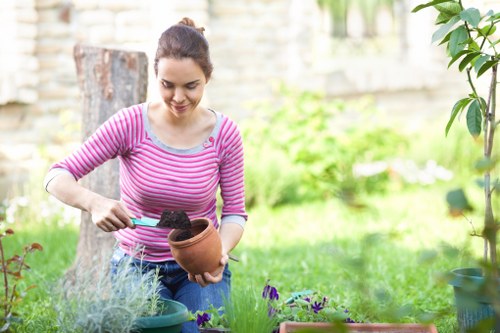 Free quote policy for local gardening and clearance work in Redbridge