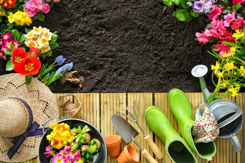 Reporting channels for concerns about modern slavery in gardening services